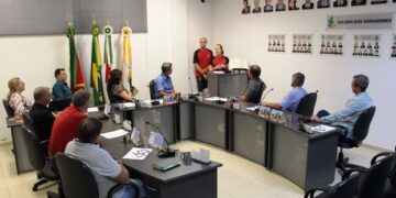 Grupo de danças alemãs apresenta atividades