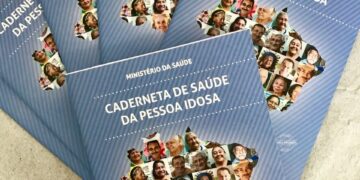 Roteiro de entrega da Caderneta de Saúde da Pessoa Idosa já iniciou