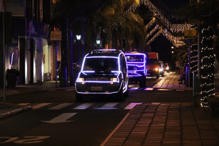 Programação natalina: Estrela reedita a Caravana Luminosa