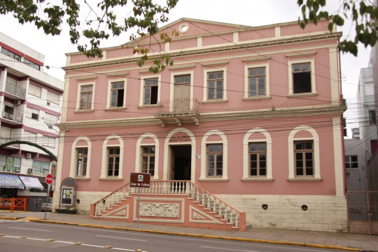 Casa de Cultura de Lajeado promove duas exposições fotográficas 