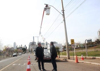 Estrela ganha 150 pontos com iluminação de Led em quatro vias