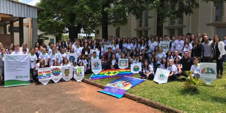 Dinâmica de integração marca fim de ano das Cooperativas Escolares