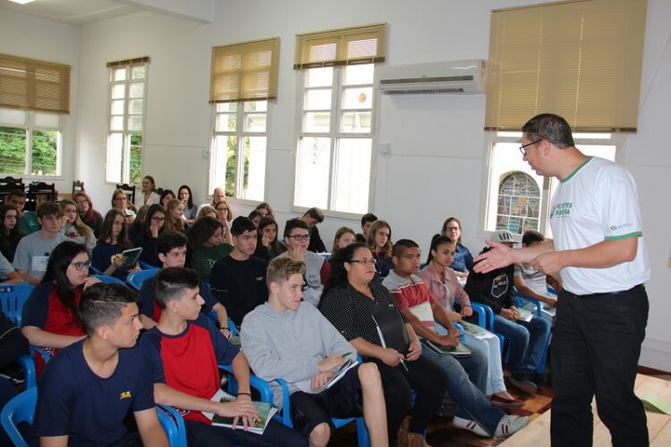 Programa Cooperativas Escolares iniciará segunda temporada em Estrela