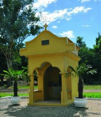 Capitéis em Coqueiro Baixo