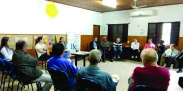 Equipe do HSC visita Centro de Convivência para falar sobre doação