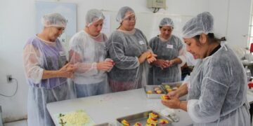 Curso ensina aproveitamento integral dos alimentos