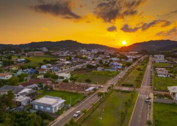 Santa Clara planeja mobilidade urbana e arborização de estradas rurais