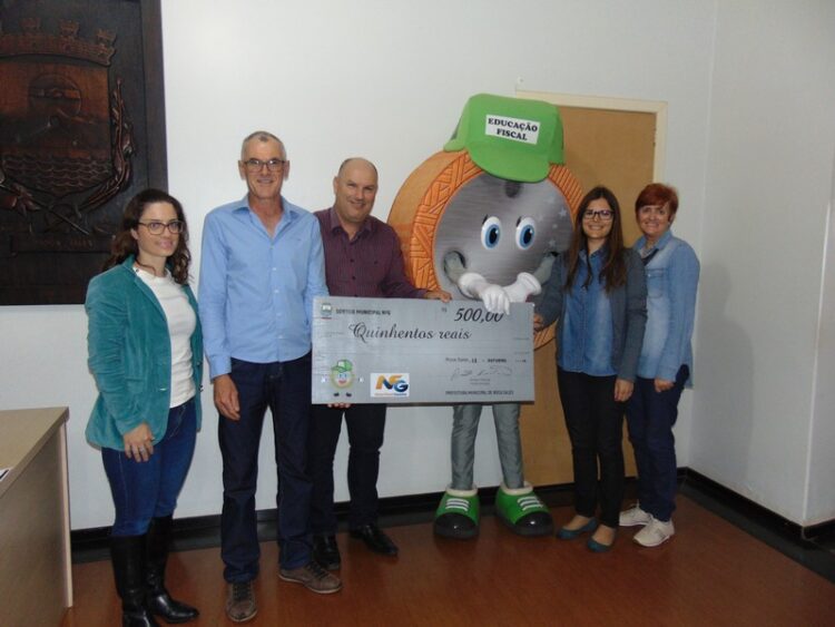 NFG entrega premiação do 3° sorteio Municipal