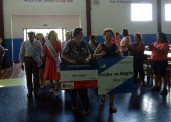 Neste sábado ocorre mais um baile da Terceira Idade