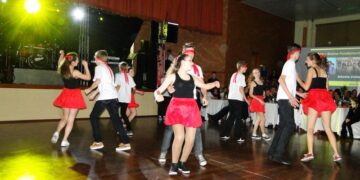 Tradicional jantar-baile integra comemorações dos 65 anos do Colégio Teutônia