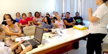 Cuidadores recebem orientações do Hospital Ouro Branco
