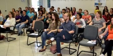 Curso de gestantes do Hospital Ouro Branco reúne mais de 30 futuras mamães e papais