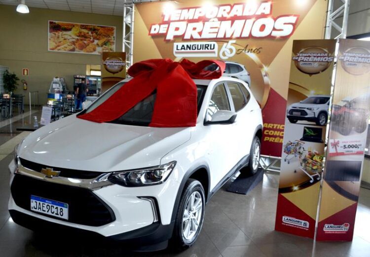 Fim de ano de expectativa na Languiru com sorteios de automóvel e vales-compras