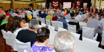 Cerca de 350 pessoas prestigiam evento pelos 61 anos da Cooperativa Languiru