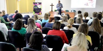 Humanização do processo escolar pauta formação continuada para professores do Colégio Teutônia