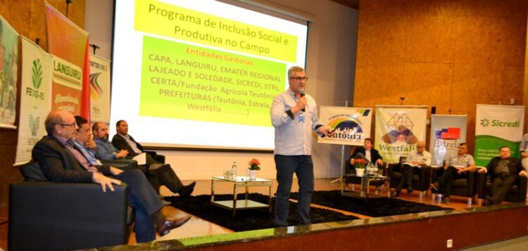 Iniciativa da Cooperativa Languiru e parceiros busca incremento da produção leiteira