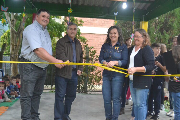 Escola Infantil Pingo de Gente inaugura novo espaço para recreação