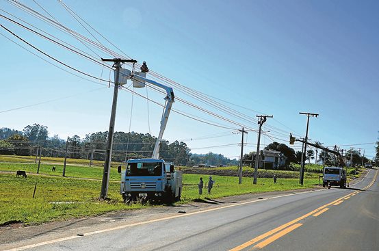Deslocamento de rede favorece instalação de novo loteamento em Lajeado