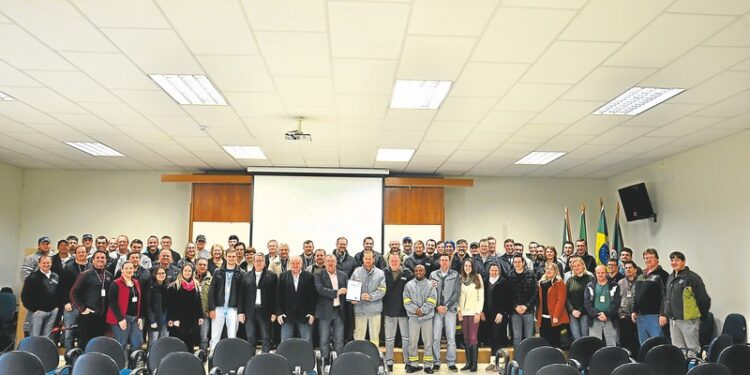 Certel Energia recebe certificação ISO 9001