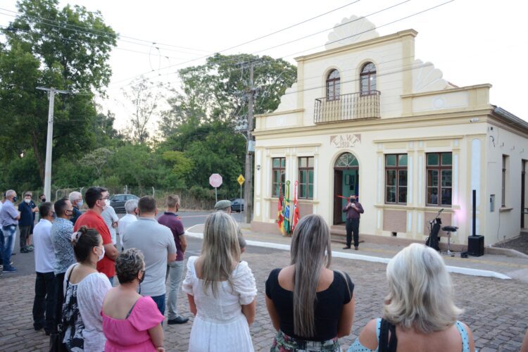 Casa de Cultura de Vera Cruz é inaugurada