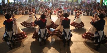 Prendas e peões reverenciam cultura tradicionalista na Estrela Multifeira 2017
