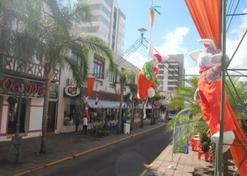 Estrela começa a se enfeitar para celebrar a Páscoa