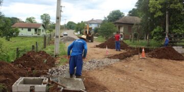 Inicia obra para capeamento asfáltico da rua Nicolau Käfer