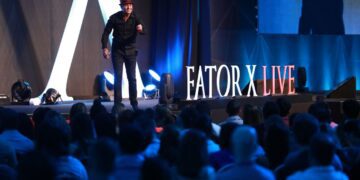 Professor do Núcleo Cultural de Estrela palestra em São Paulo