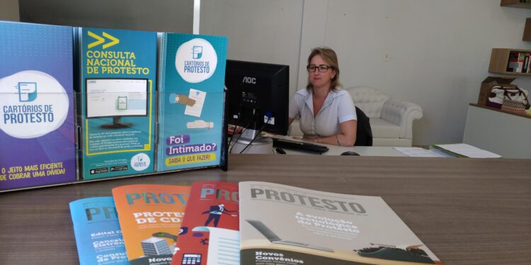 Prefeitura vai cobrar dívidas de contribuintes mediante protesto