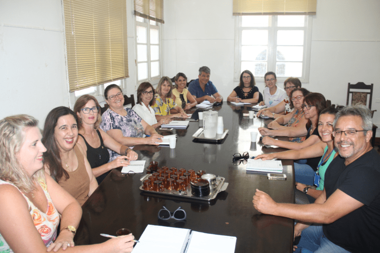 Reunião acerta detalhes do XII Multimulher