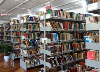 Biblioteca de Estrela fecha ao meio-dia no mês de fevereiro