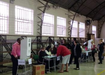 Quase mil eleitores elegem os novos conselheiros tutelares