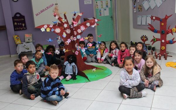 Escolas terão atividades com o escritor André Neves