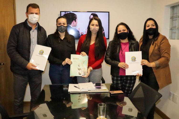 Deputada destina R$ 200 mil em emenda para o HBB