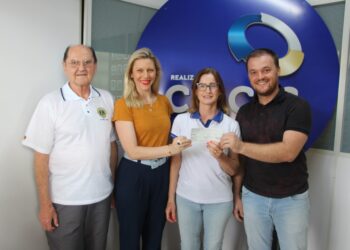 Estrela Multifeira repassa R$ 15 mil a clubes de voluntariado