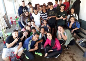 Gincana das Cores movimenta mais de 50 adolescentes do Projovem