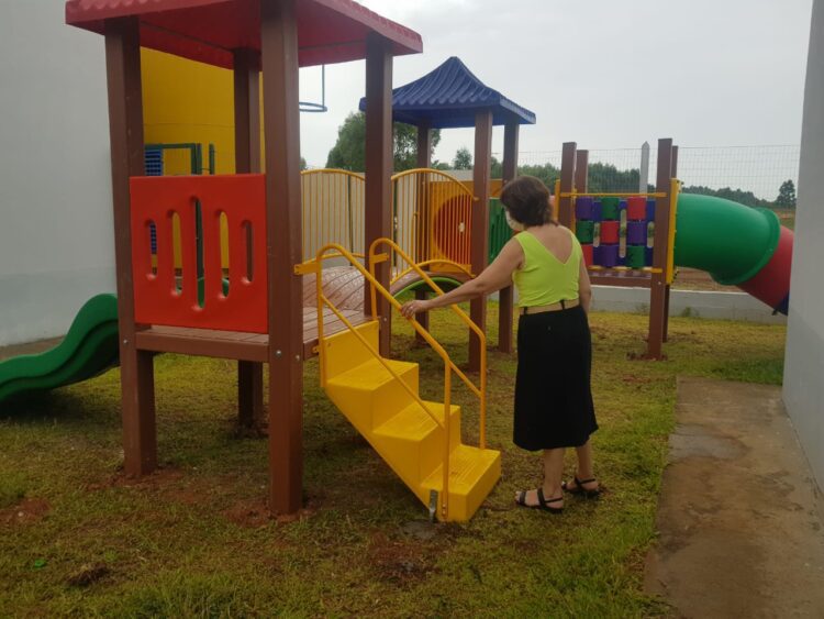 Prefeitura adquire materiais lúdicos de lazer para colégios de Taquari