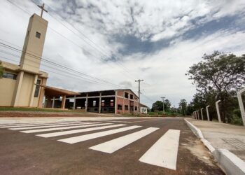 Governo de Estrela entrega asfalto em Linha Santa Rita