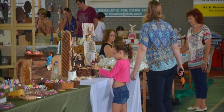 Três dias de Feira de Artesanato de Páscoa em Estrela