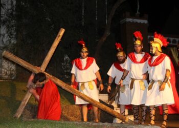 Espetáculo Paixão de Cristo promete emocionar e surpreender o público