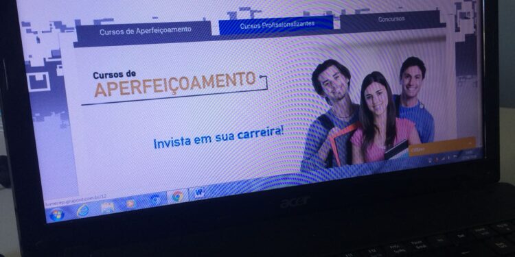Em três meses 35 alunos concluíram os cursos EAD oferecidos pela LUMECEP