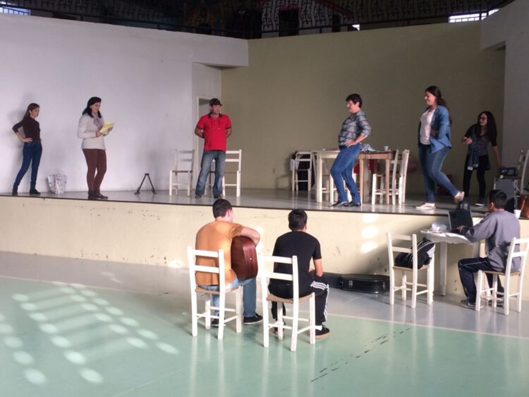 Último espetáculo do Encantarte acontece neste domingo