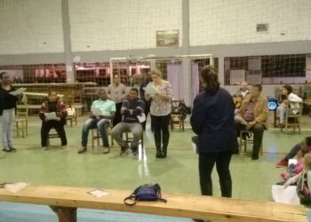 Encantarte: moradores do bairro Navegantes sobem ao palco