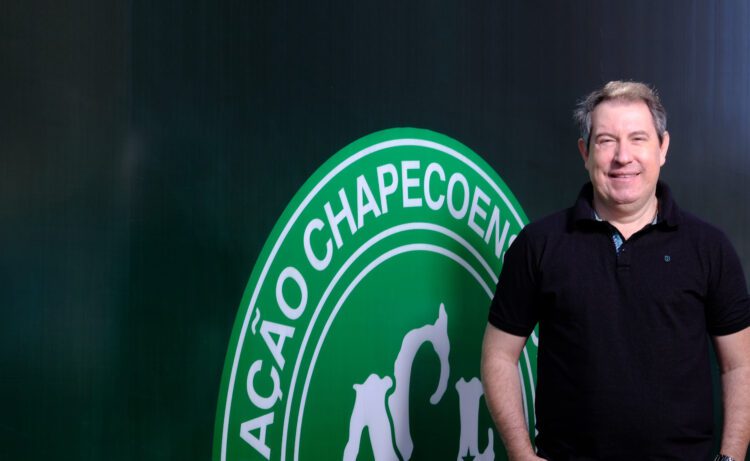 Sobrevivente da tragédia com a Chapecoense realiza palestra em Encantado