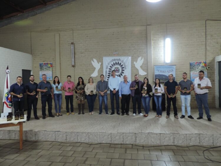 Administração Municipal premia destaques rurais e empresariais