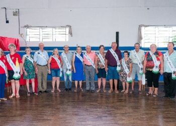 Cortes de idosos 2019 são coroadas em Encontro da Terceira Idade