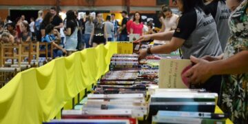 Feira do Livro valoriza leitura e leva cultura à população