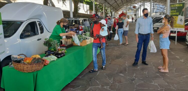 Feira do Produtor estimula uso de sacolas retornáveis