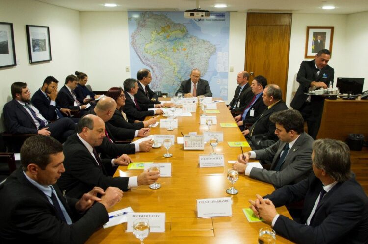 “Rota do Pão e Vinho” pautou agenda de prefeitos com ministro