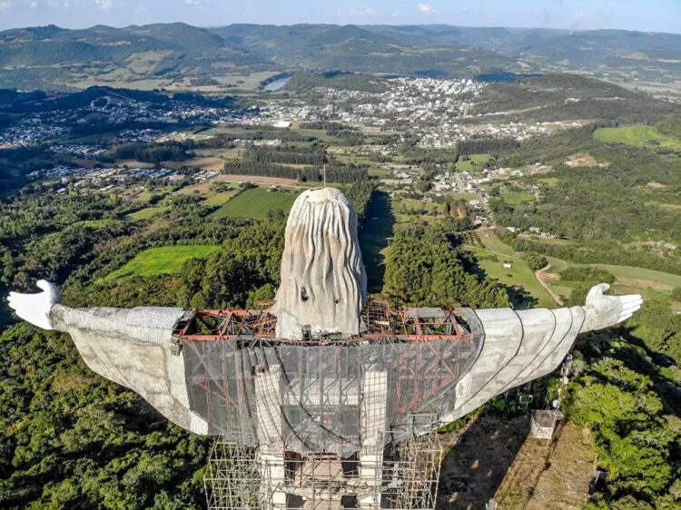 Na onda do Cristo Protetor, ACI-E começa a estruturar o Núcleo do Turismo